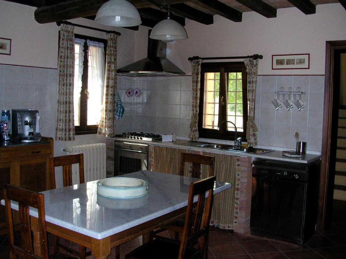Agriturismo Corte Bebbi Bibbiano  外观 照片