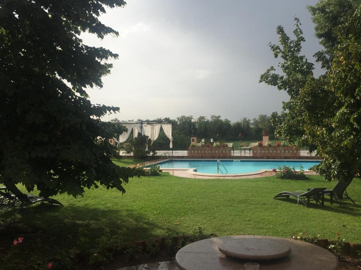 Agriturismo Corte Bebbi Bibbiano  外观 照片
